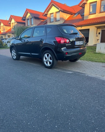 Nissan Qashqai cena 27499 przebieg: 148500, rok produkcji 2010 z Słupsk małe 137